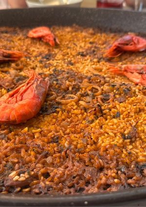 Una foto de Paella de Carabineros