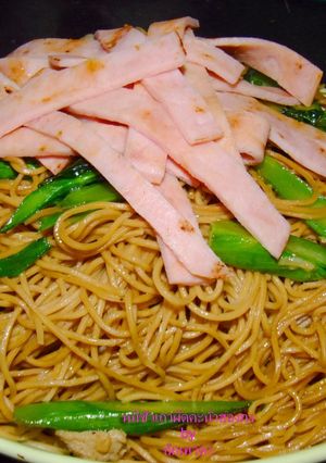 รูปของ หมี่ซัวเถาผัดคะน้าฮ่องกง