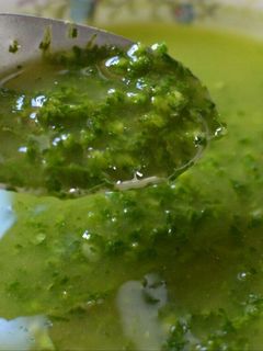 Una foto de Mojo Verde de cilantro