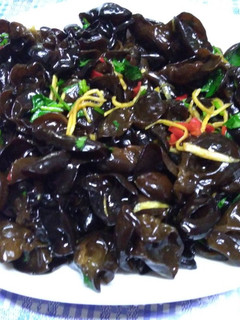 素食涼拌川耳 的食譜成品照片