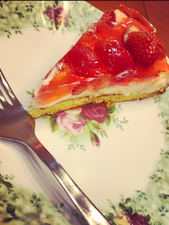 Gyümölcstorta glutén- és laktózmentesen❗️🍰🍓 recept fotója