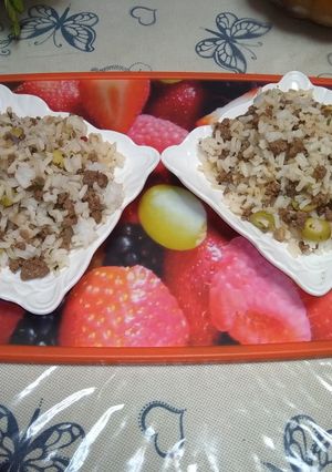 A picture of Rice and Ground Beef Salad.