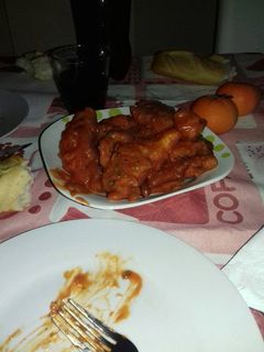Una foto de Pescado en tomate
