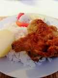 Pollo broster casero con ensalada