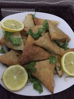 صورة لوصفة سمبوسه دجاج سهله ولذيذه