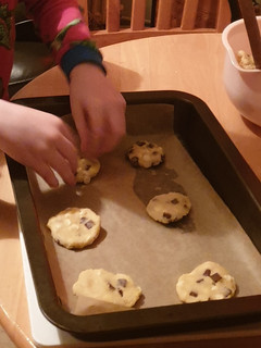 A picture of Easy Bake Chocolate Chip Cookies.