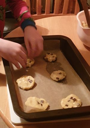 A picture of Easy Bake Chocolate Chip Cookies.
