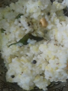மிளகு பால் பொங்கல் (Milagu paal pongal recipe in tamil) செய்முறை முக்கிய புகைப்படம்