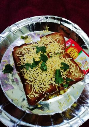 मुंबई स्टाइल ब्रेड सैंडविच (mumbai style bread sandwich recipe in Hindi) रेसिपी मुख्य फोटो