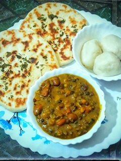 ময়দার নান রুটি(maidar naan roti recipe in Bengali) রেসিপির প্রধান ছবি
