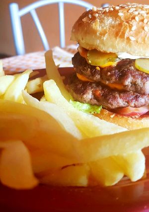 Una foto de Hamburguesa Estilo Americana