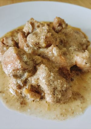 A picture of Chicken with Tahini and Molasses.