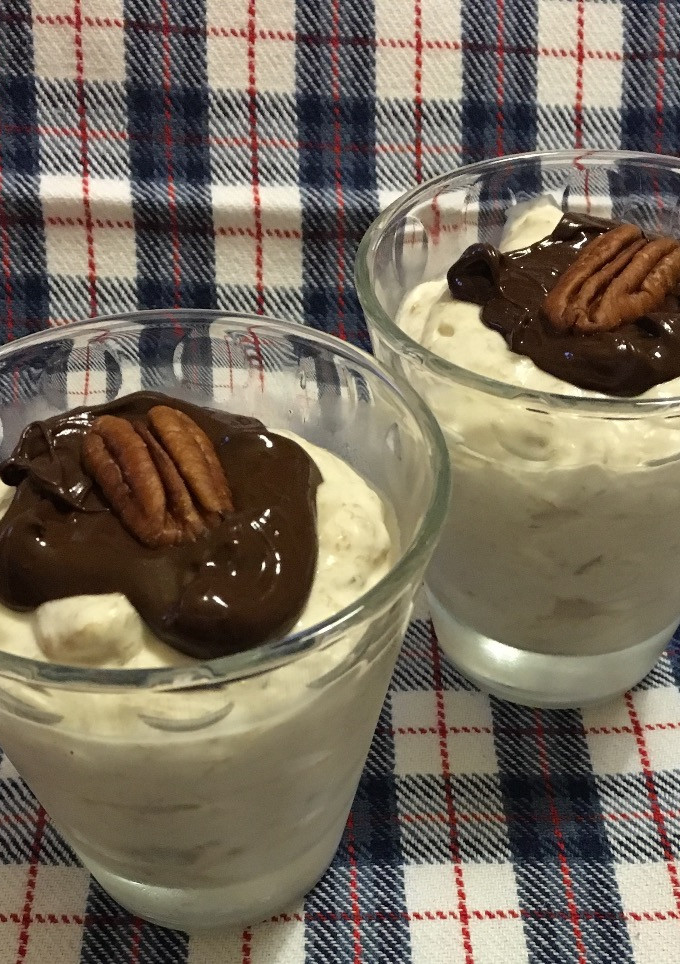 Una foto de Espuma de plátano con chocolate negro
