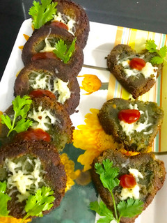 પાલક છોલે ટીકી(Palak chole tikki recipe in Gujarati) રેસીપી મુખ્ય ફોટો