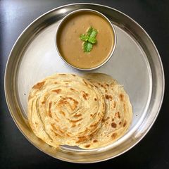 A picture of Parotta.