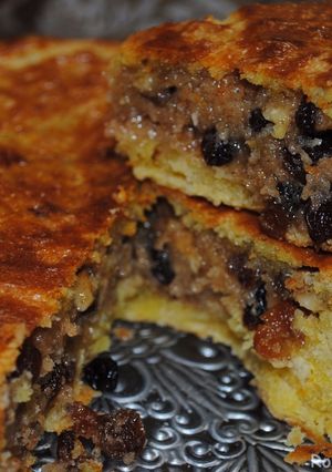 A picture of Gata bread (cake).