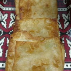 A picture of Chinese box patties 💓.