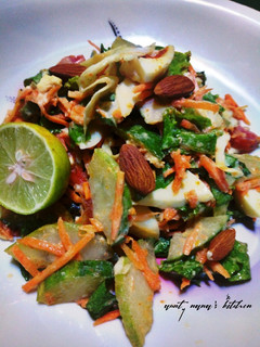 A picture of Yummy Almond salad.