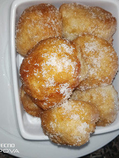 A picture of Dessicated coconut puff puff.