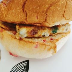 A picture of Omelette Burger 🍔🍔.