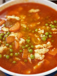 Borsóleves galuskával recept fotója