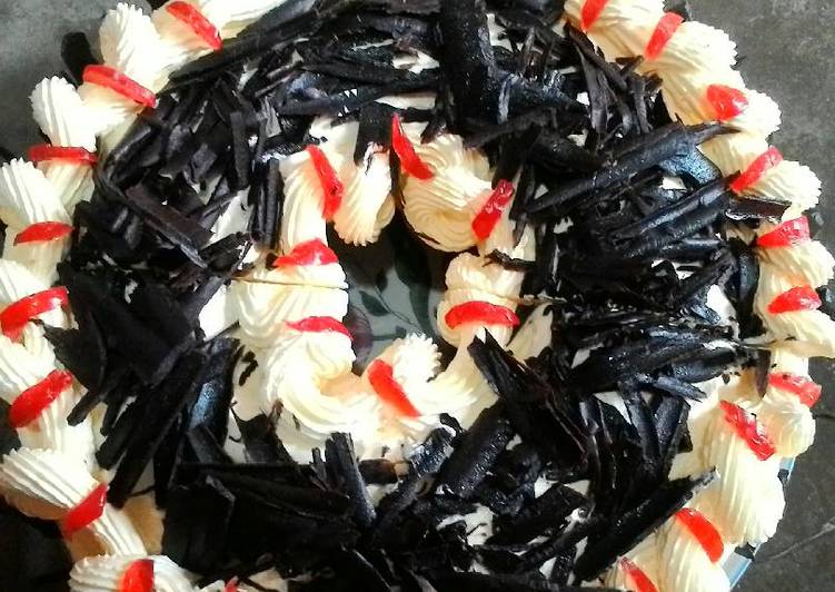  Resep  Black  forest  rumahan oleh Reny Anggrainy Cookpad