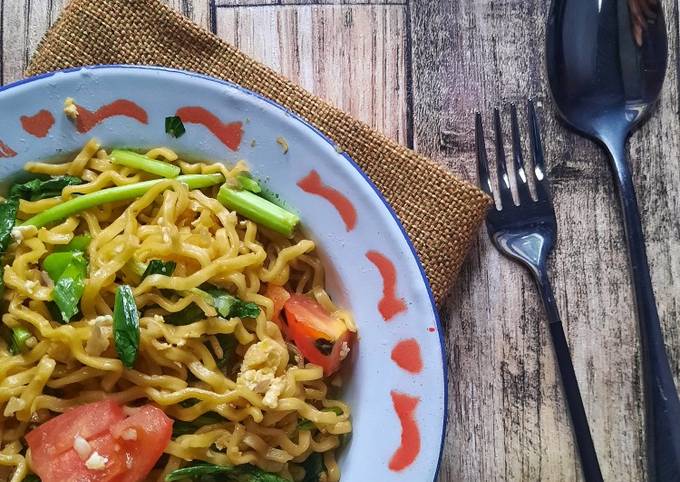 Langkah Mudah untuk Membuat Mie Goreng Telur, Enak