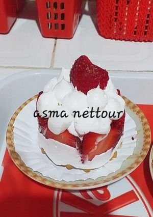 صورة لوصفة تحلية بالفريز 🍓 والبسكويت