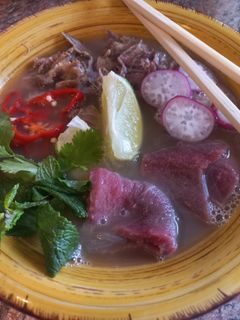 Una foto de Sopa PHO Vietnamita 🇻🇳🍲