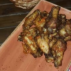 A picture of Fried chicken.
