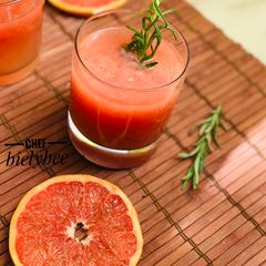 A picture of Grapefruit mocktail.