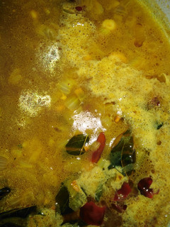 செட்டிநாடு கழனி புளி சாறு (Chettinadu kazhani pulisaru recipe in tamil) செய்முறை முக்கிய புகைப்படம்
