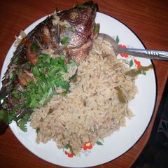 Fish majboos ie fish pilau A picture of Fish majboos ie fish pilau.