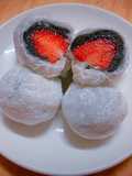ไดฟูกุไส้ถั่วงาดำสตอเบอรี่🍓