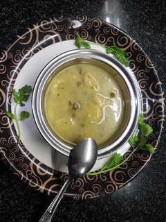 તુવેરમાં ઢોકળી(Tuver ma dhokli) રેસીપી મુખ્ય ફોટો