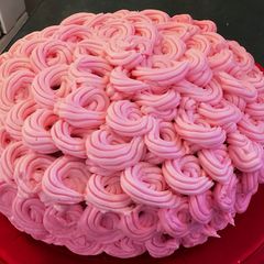 A picture of Wilton Buttercream Frosting.