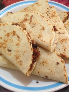Una foto de Quesadillas con chilorio