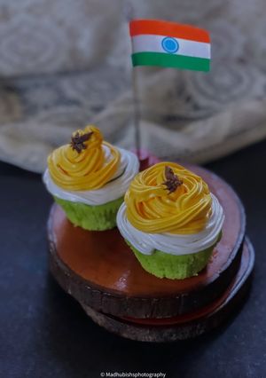 A picture of Tricolour Cupcake.