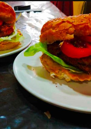 A picture of Veg paneer zinger.