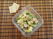 Una foto di insalata di totani