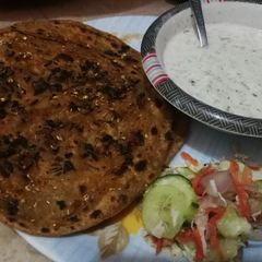 A picture of Msaly wala pratha.