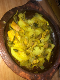 Una foto de Tajín de pollo con patatas (guiso)