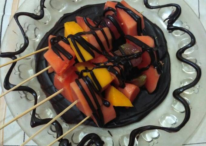 Resep Sate buah saus coklat oleh Bik Ini - Cookpad