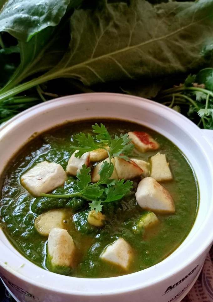 पालक पनीर (Palak Paneer Recipe in Hindi) रेसिपी मुख्य फोटो
