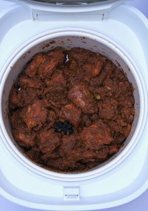 Foto resep SUPER EMPUK & BUMBU MERESAP! RENDANG RICE COOKER