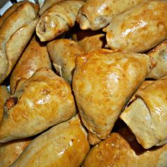 A picture of Baked meat roll.