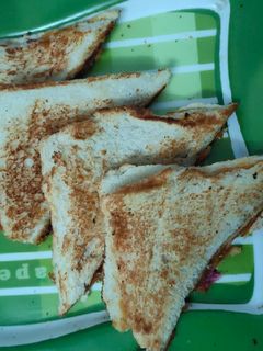 मेयोनेज़ सैंडविच (mayonnaise sandwich recipe in Hindi) रेसिपी मुख्य फोटो