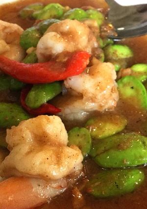 รูปของ กุ้งผัดสะตอกะปิ