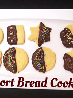 ஷார்ட் பிரெட் குக்கீஸ் (short bread cookies recipe in Tamil) செய்முறை முக்கிய புகைப்படம்