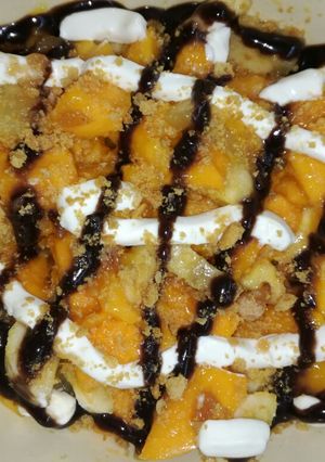 A picture of Creamy Crunchy Fruit Trifle.